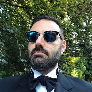 Meet your Posher, Adam